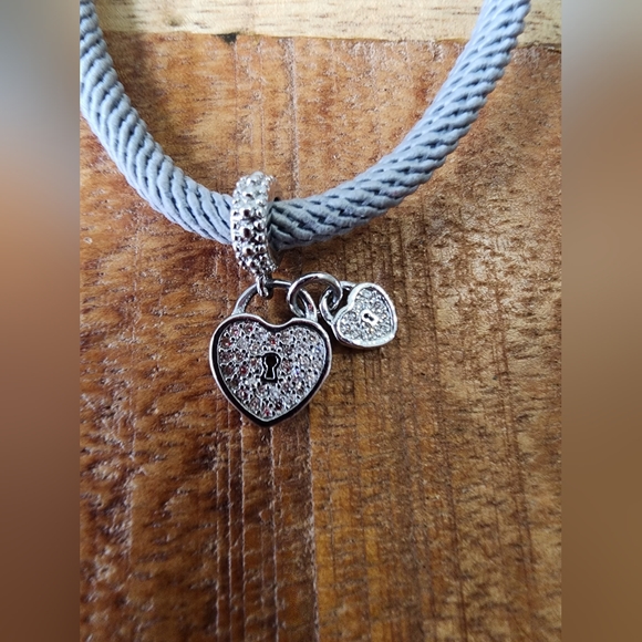 Magnetic Bracelet - Picture 5 of 5